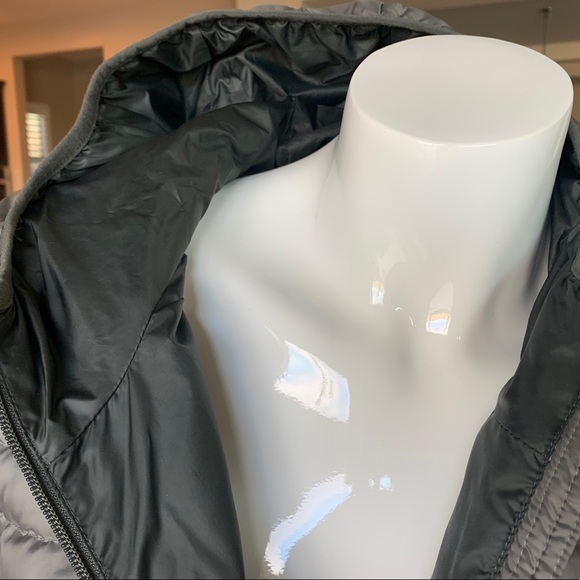 Eddie Bauer XXL knee length hooded puffer coat - Picture 2 of 11